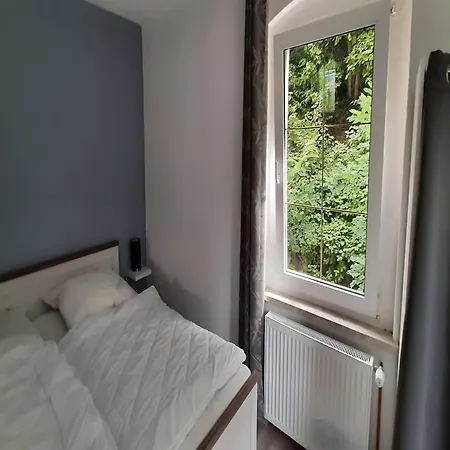 Lakeside Comfort With Garden, Cleaning Included Apartment